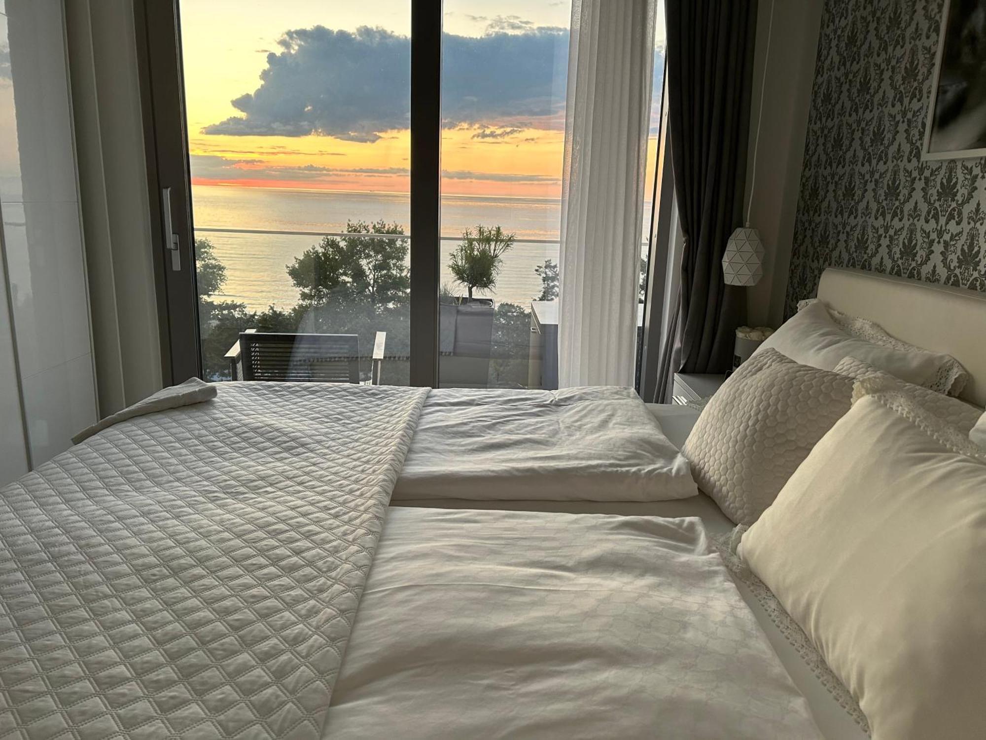 Luxe Baltic Sunset Lägenhet Miedzyzdroje Exteriör bild